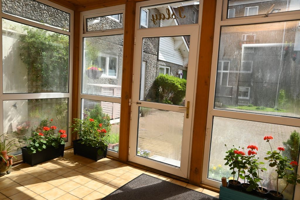 Property photo 3 of 21 5124784