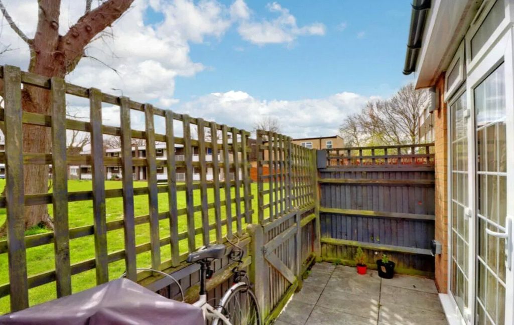 Property photo 2 of 9 Picture No. 09