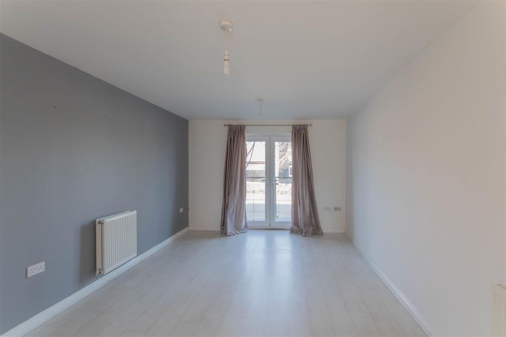 Property photo 3 of 7 Img_0617.Jpg