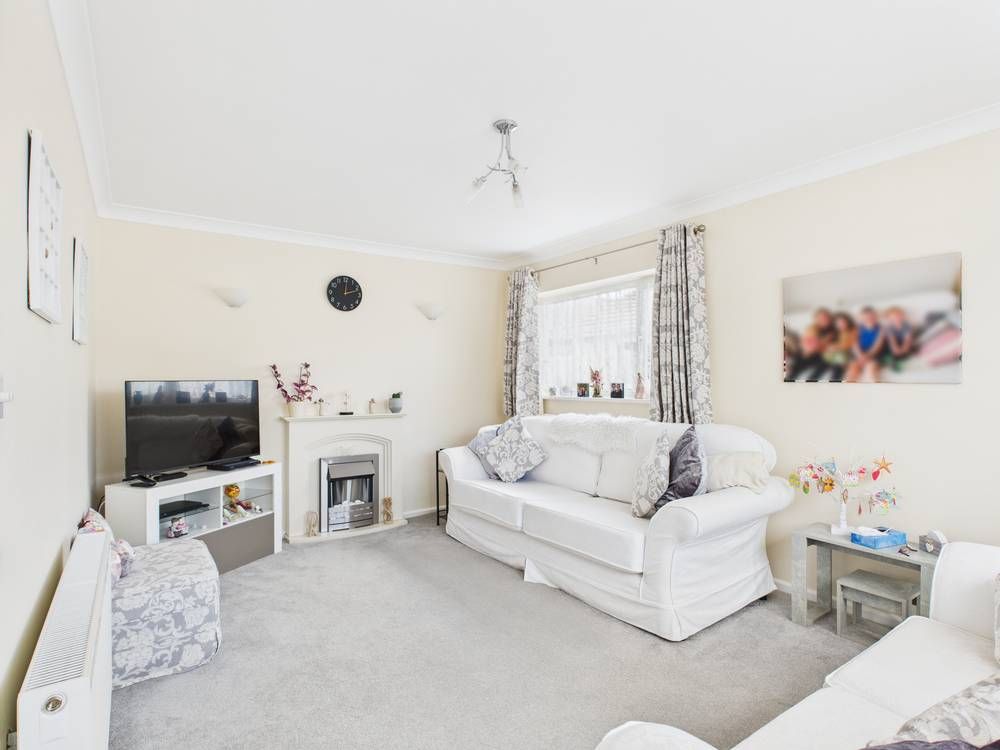Property photo 3 of 14