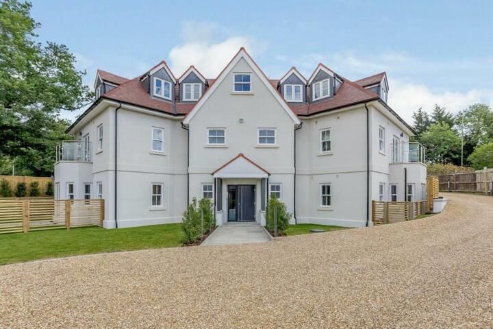 Property photo 1 of 18 B86Fa70B-4Aea-4Bb0-Af15-39678Badc6Af.Jpeg