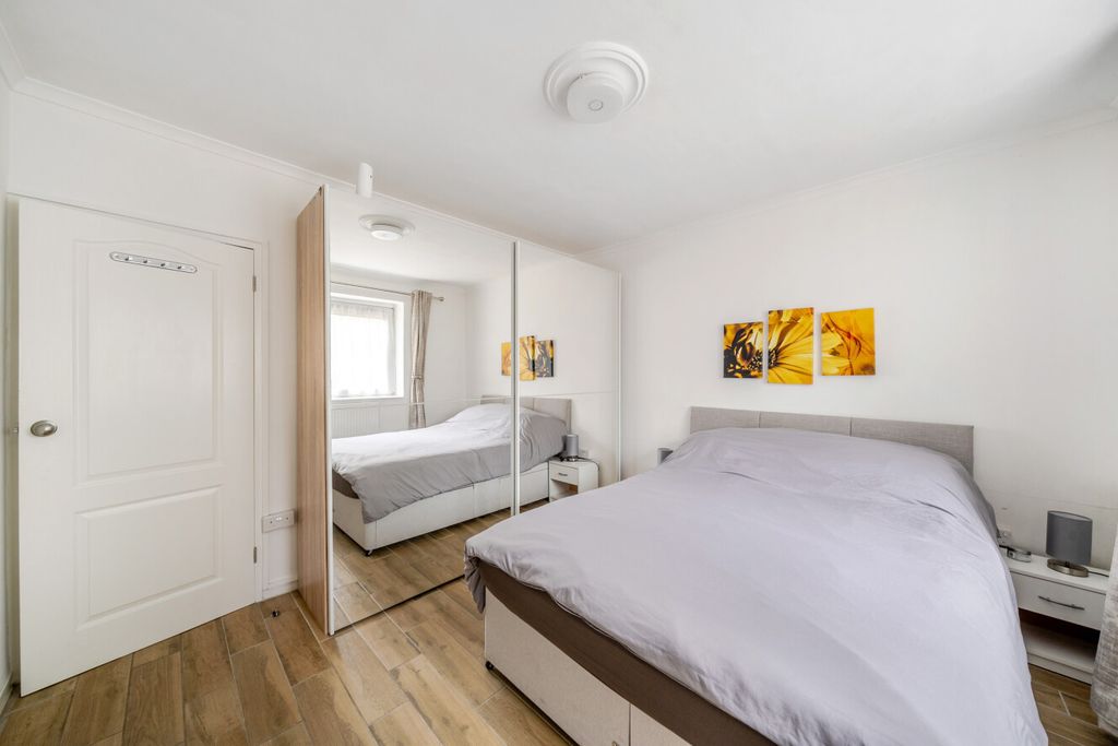 Property photo 3 of 14 1508650-15-1A0625...
