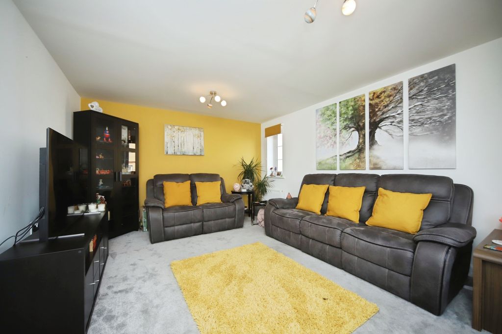 Property photo 3 of 20 Img_2490