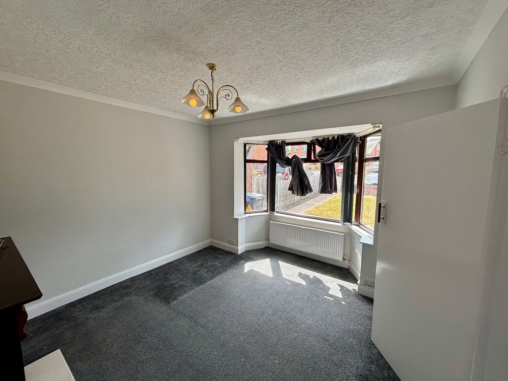 Property photo 3 of 11 Image