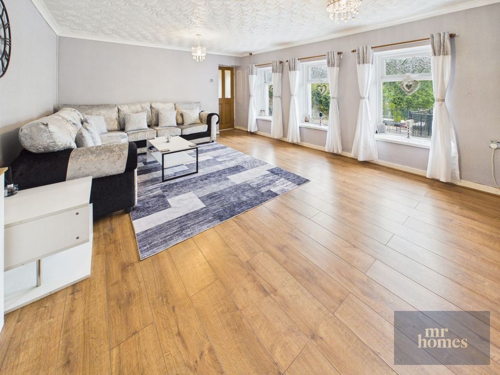 Property photo 2 of 51