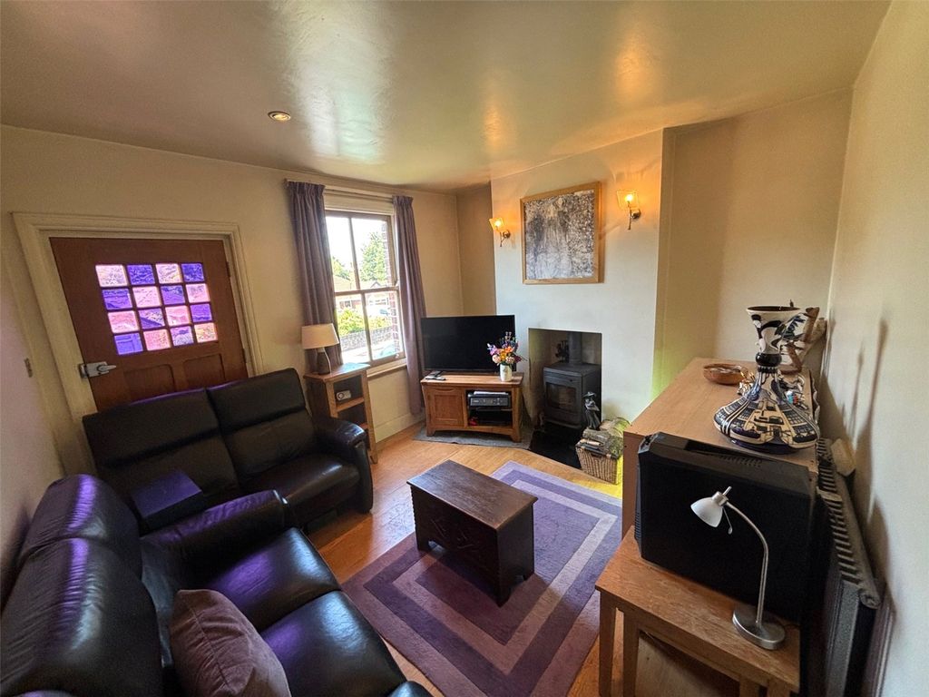Property photo 3 of 16 Picture No. 11