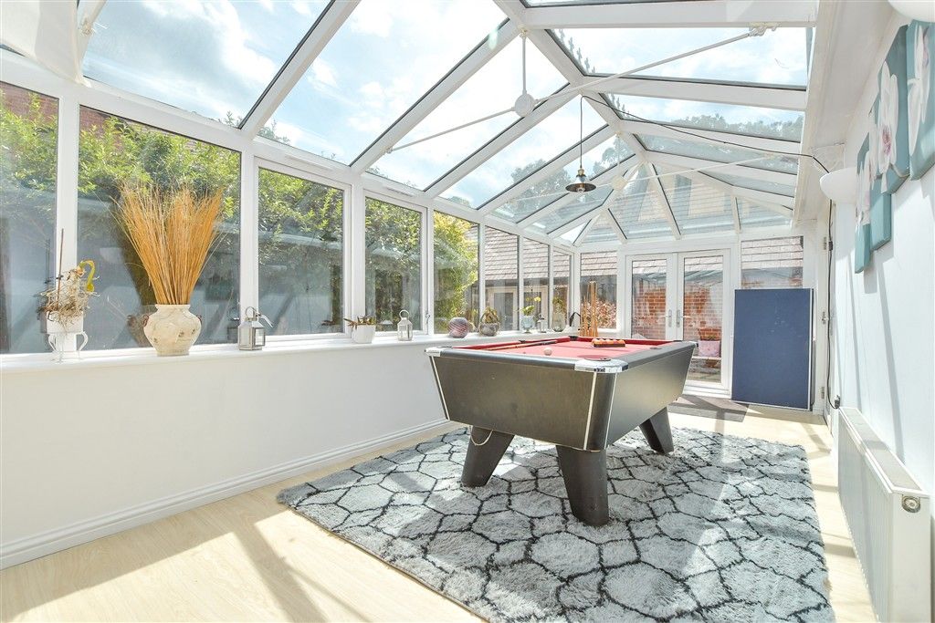 Property photo 3 of 21 Conservatory