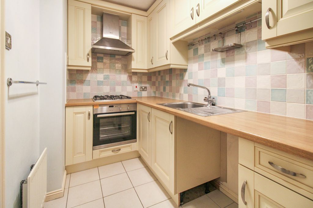 Property photo 3 of 10
