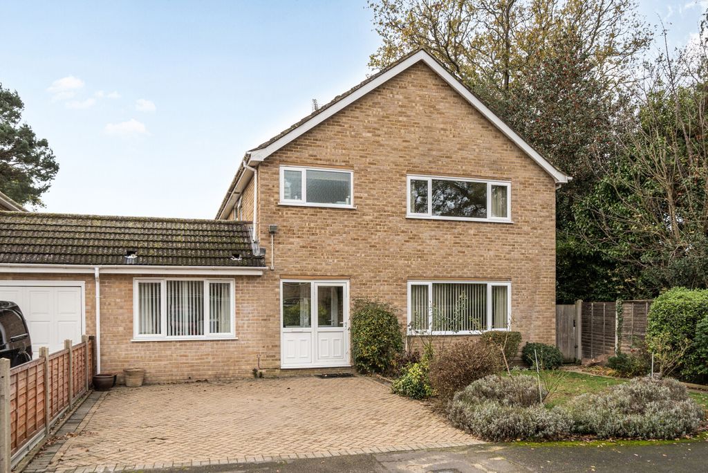 Property photo 1 of 21 1383400-2-691Ef6F...