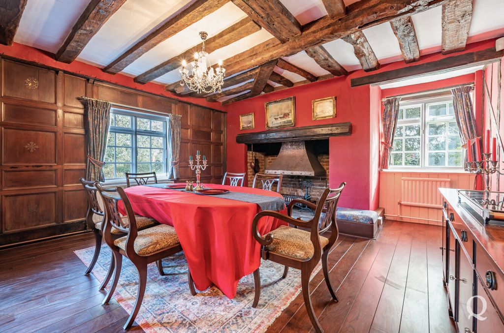 Property photo 2 of 25 93485028-308F-423...