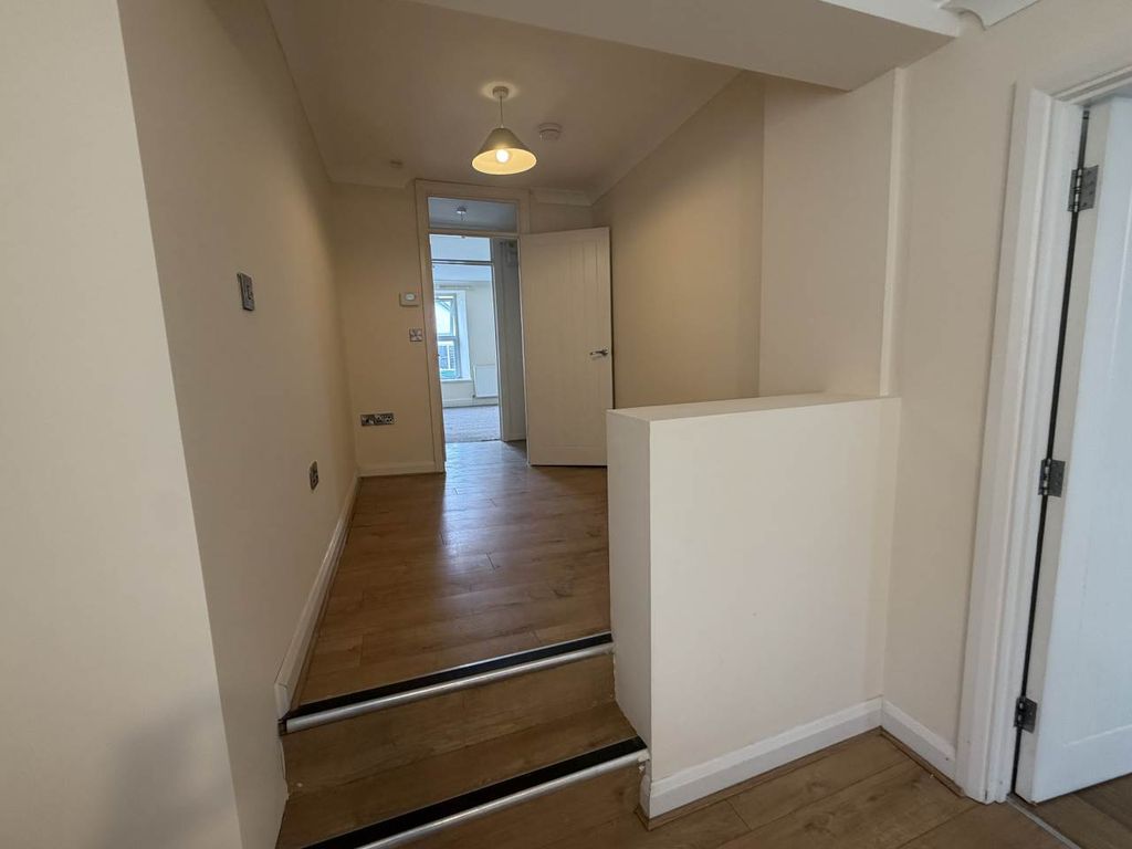 Property photo 2 of 7 Img_0601