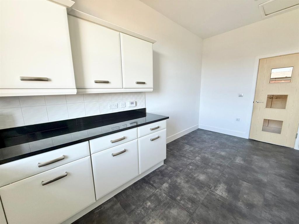 Additional image 7 of 2 bed flat for salePavilion Way, Macclesfield SK10