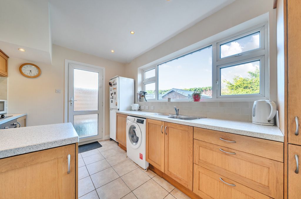 Property photo 3 of 23 1439644 (3).Jpg