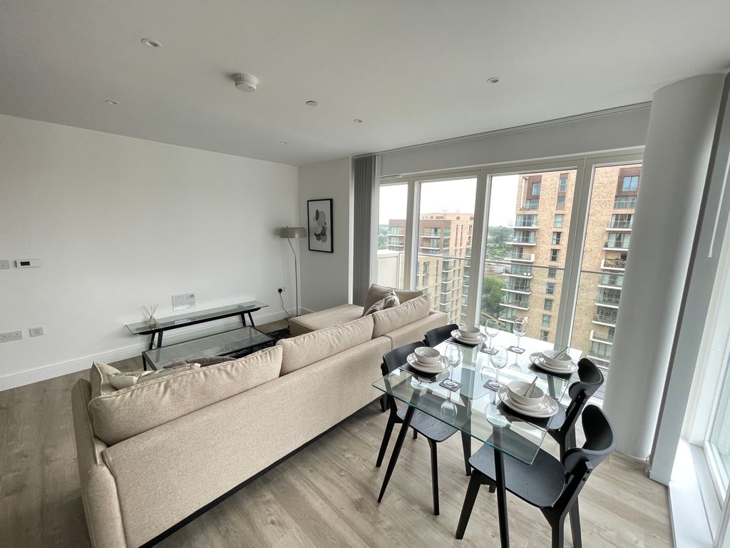 Property photo 2 of 12