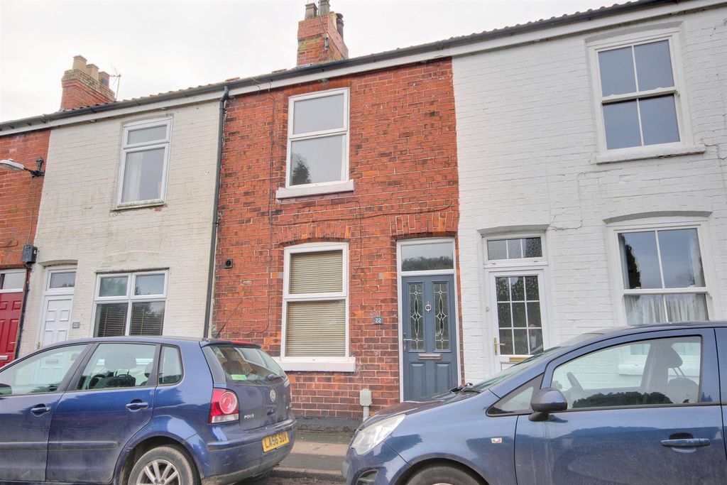 Property photo 1 of 17 Img_1039-Img_1041_Lzn.Jpg