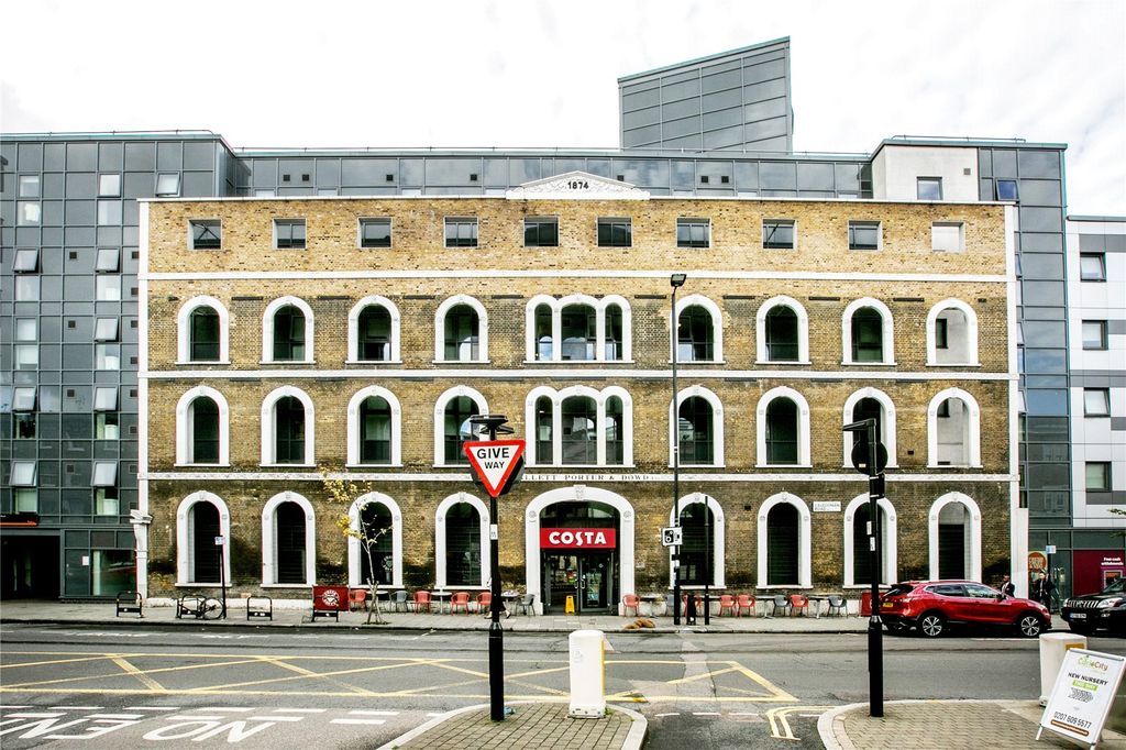 Property photo 3 of 5 Picture No. 04