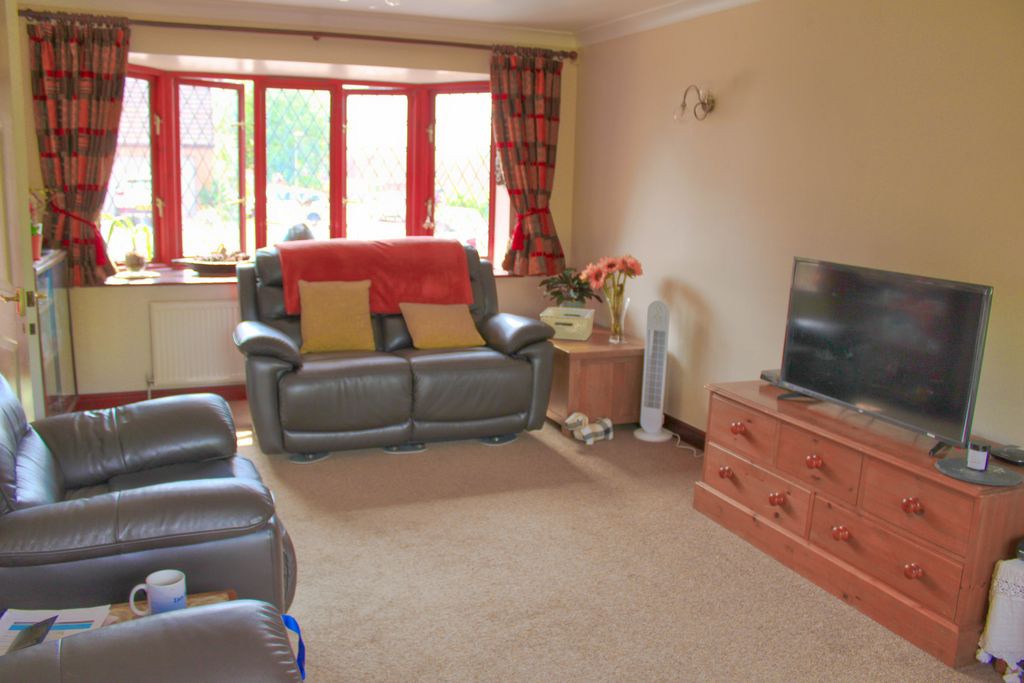 Property photo 2 of 17
