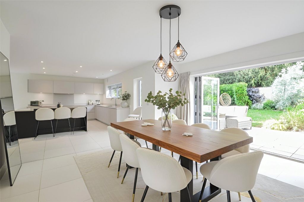 Property photo 2 of 12 Dining