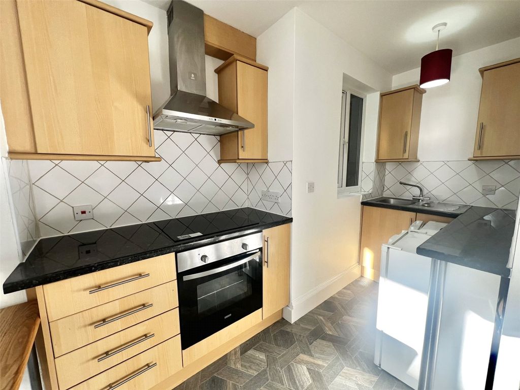 Property photo 2 of 7 Picture No. 09