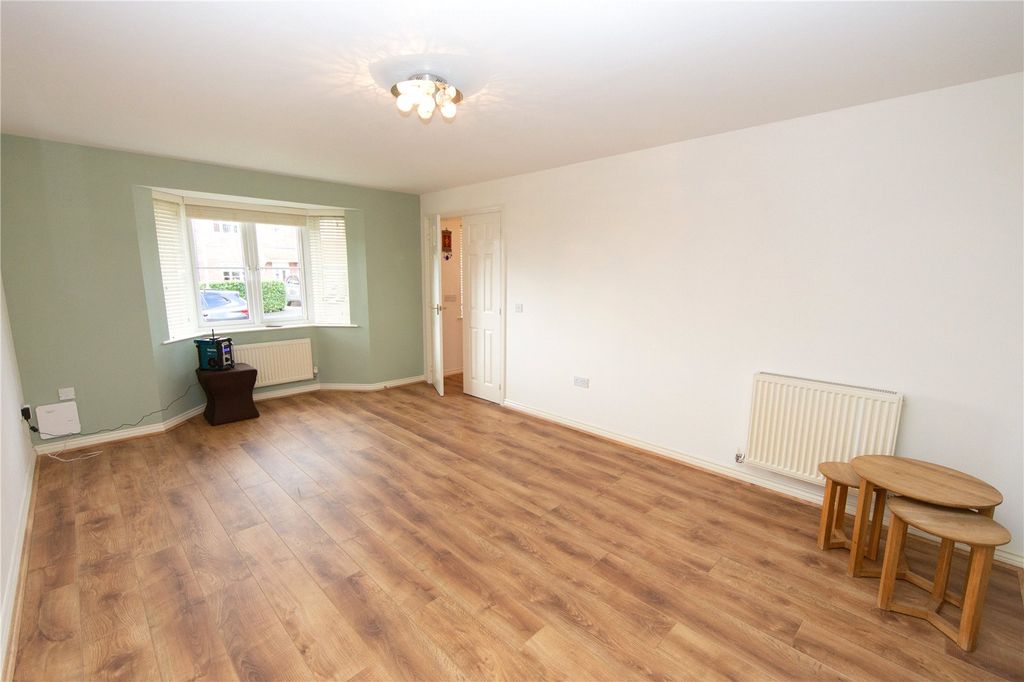 Property photo 2 of 16 Picture No. 22