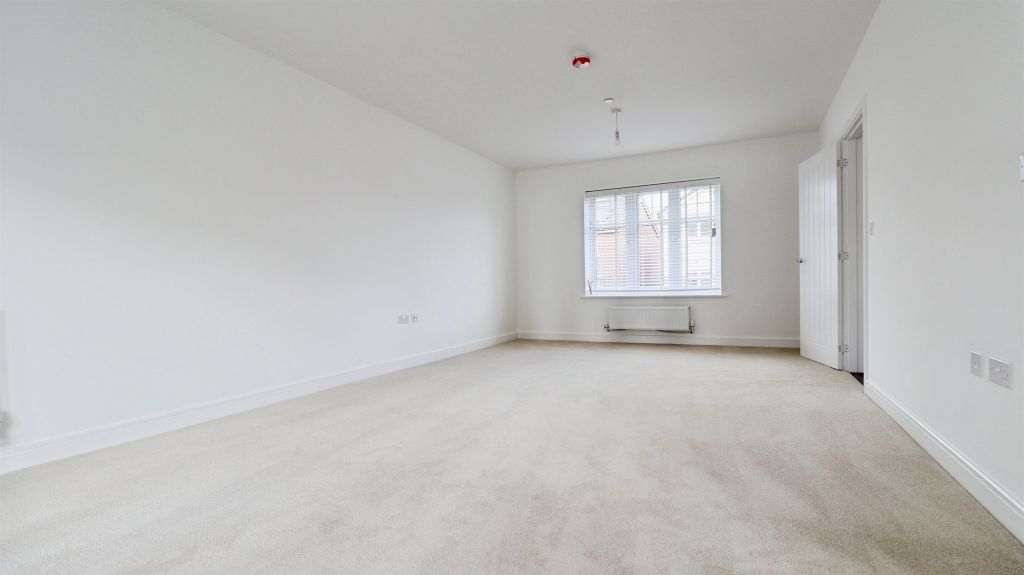 Property photo 2 of 30