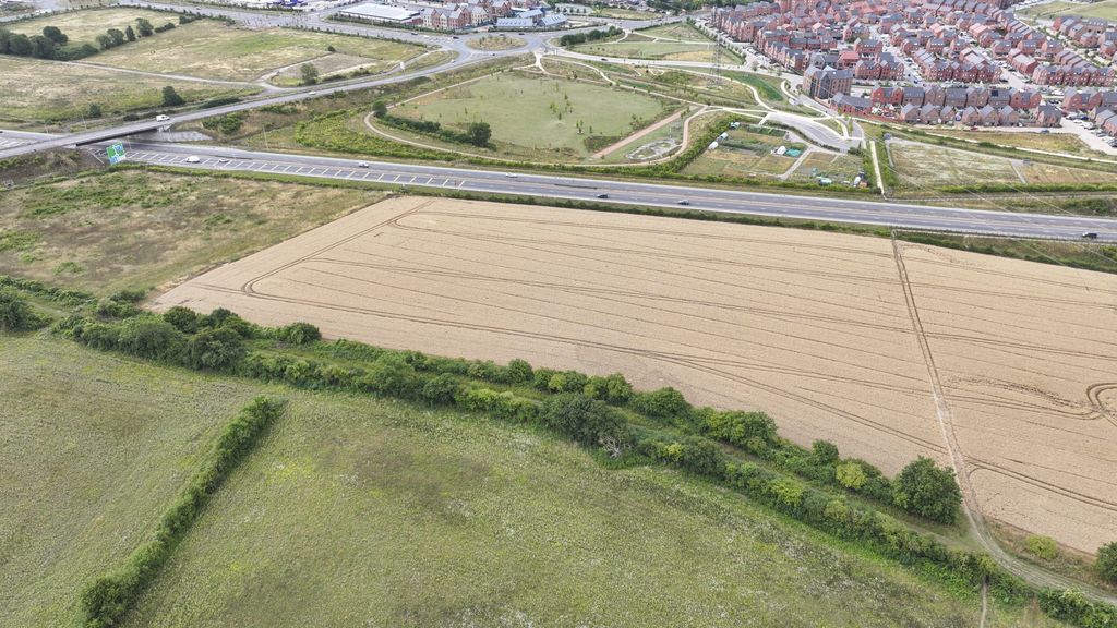 Property photo 2 of 4 Photo 3