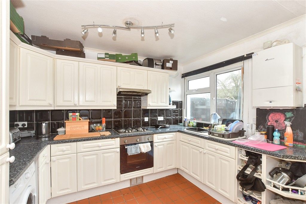 Property photo 3 of 13 Kitchen/Dining Room