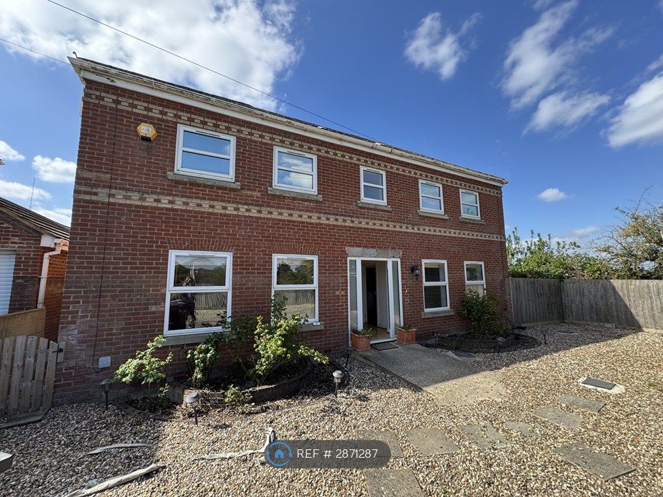 Property photo 2 of 22