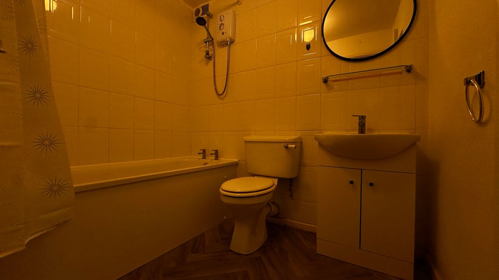 Property photo 3 of 5 Img_8003