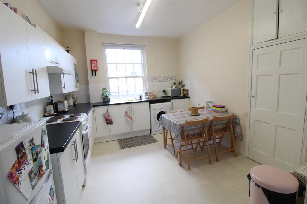 Property photo 3 of 7 Img_2877.Jpg