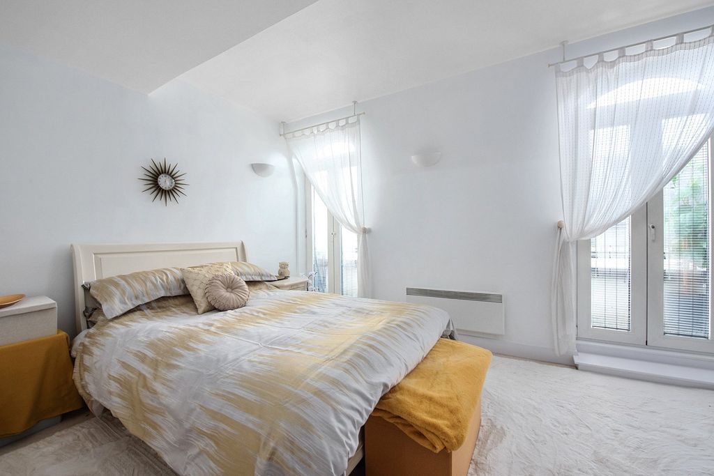 Property photo 3 of 13 Picture No. 13