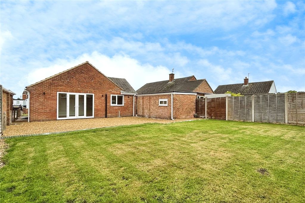 Property photo 2 of 20 Picture No. 13