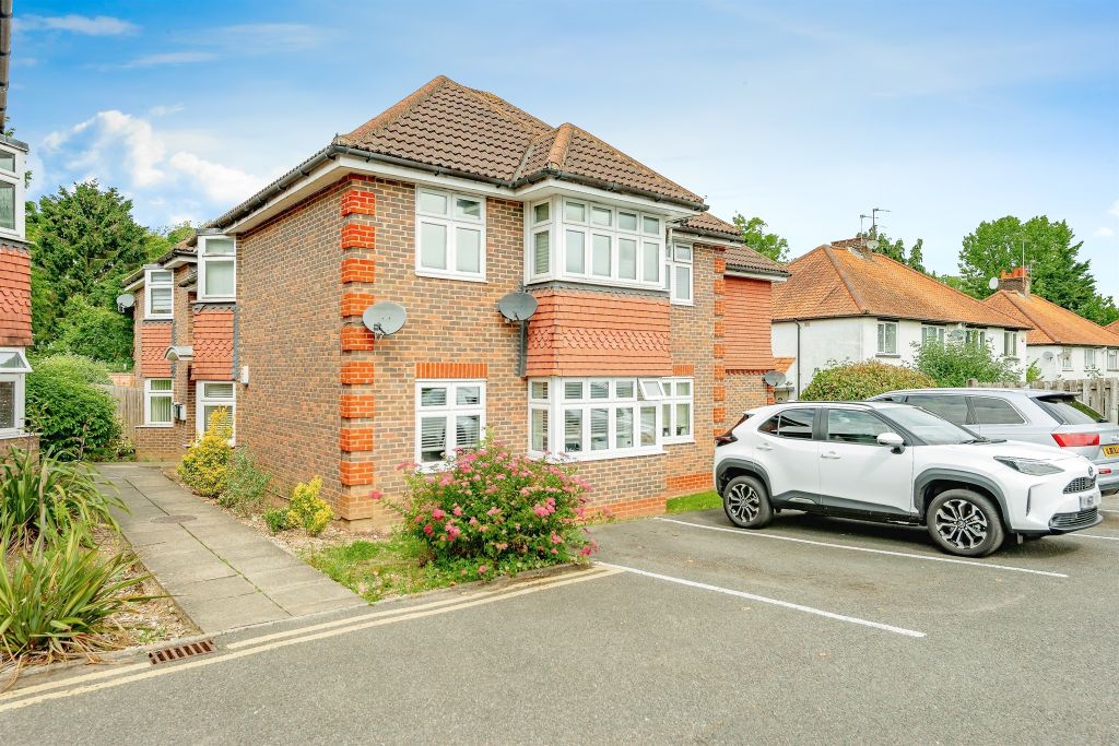 Property photo 2 of 14