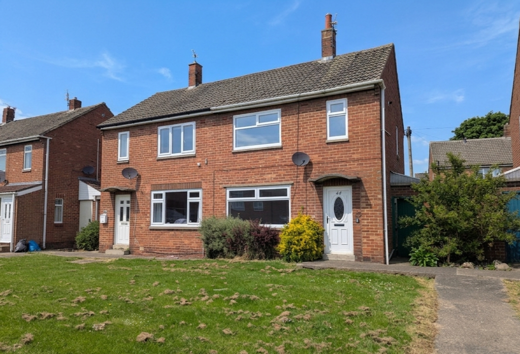 Property photo 1 of 12