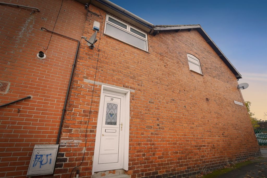Property photo 2 of 14