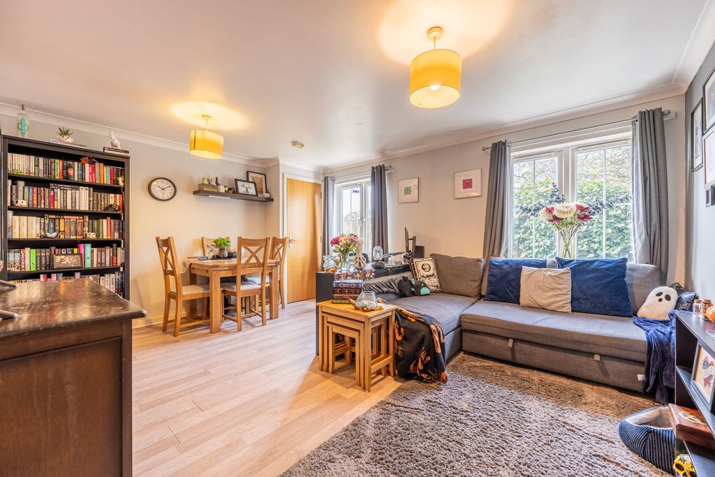 Property photo 3 of 15