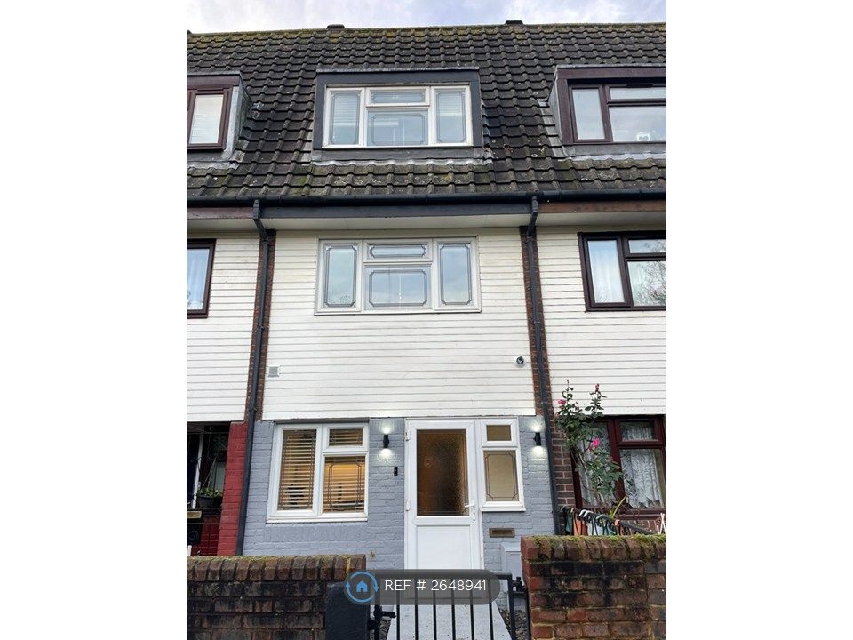 Property photo 3 of 12 Front Of House