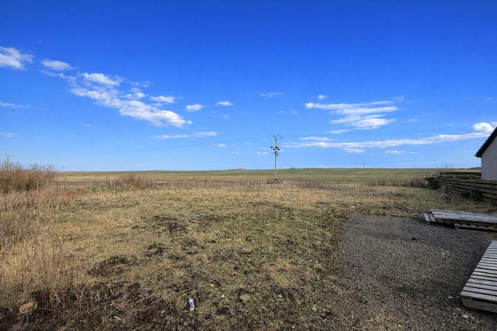 Property photo 3 of 3