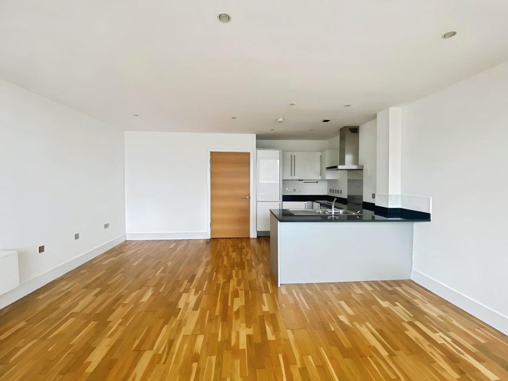 Property photo 2 of 8 310Ceba1-Img-20250717-Wa0009.Jpg
