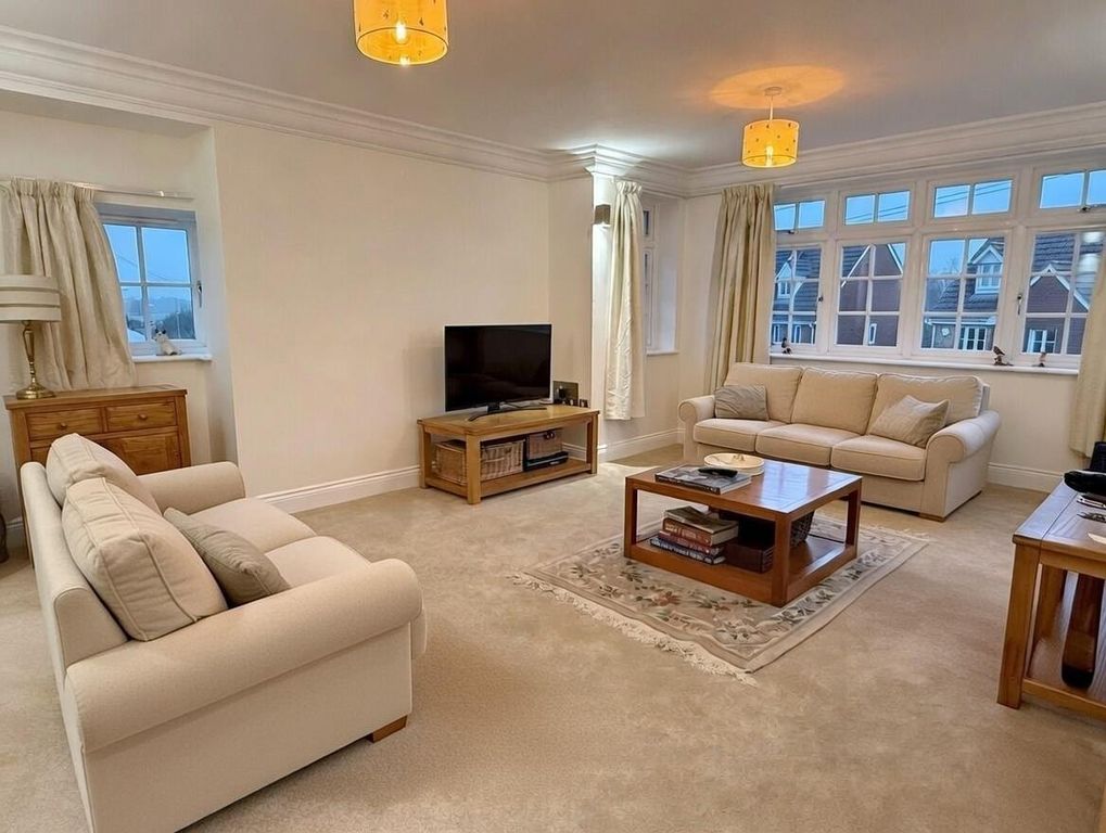 Property photo 2 of 22 Sitt 1 E.Jpg