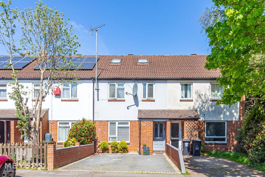 Property photo 1 of 22