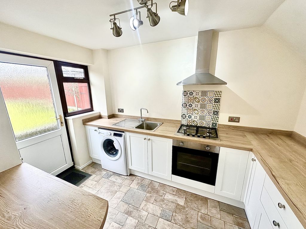 Property photo 3 of 11 Img_5375