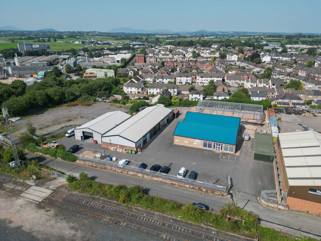 Property photo 2 of 3