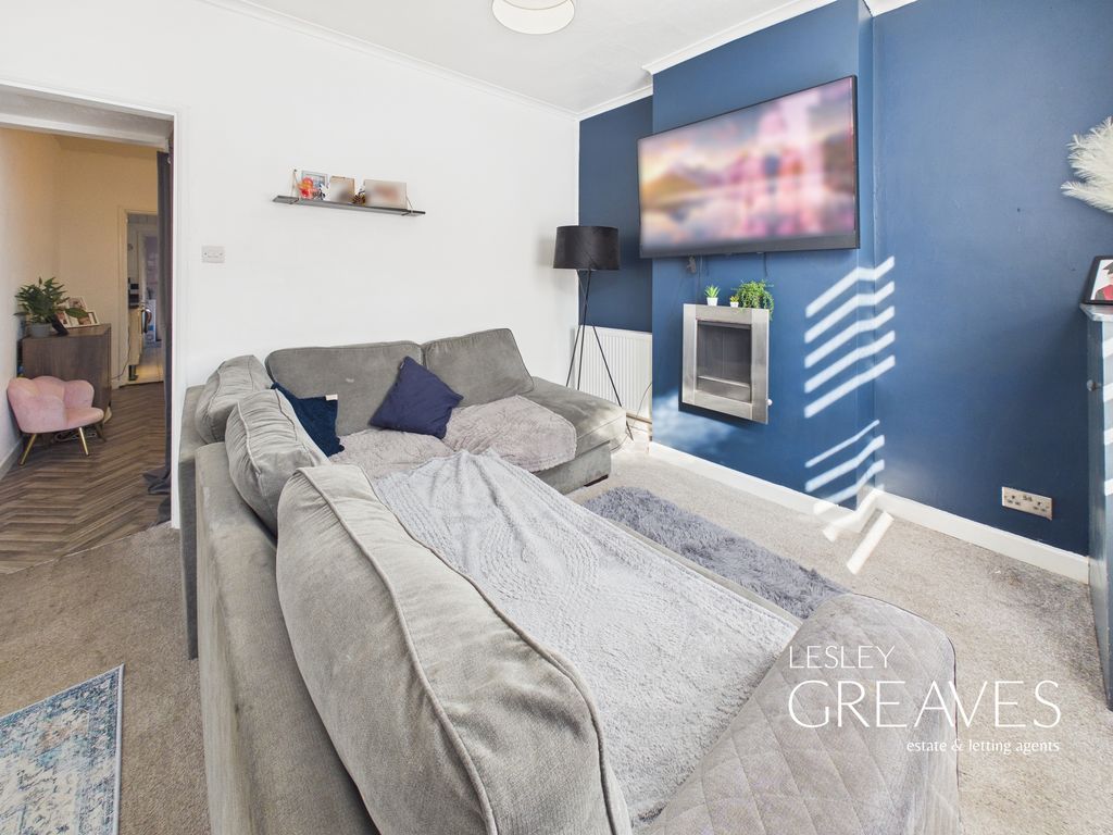 Property photo 3 of 14 Living Room