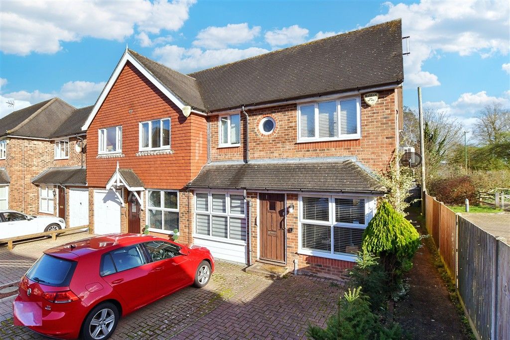 Property photo 1 of 13 External (Web)