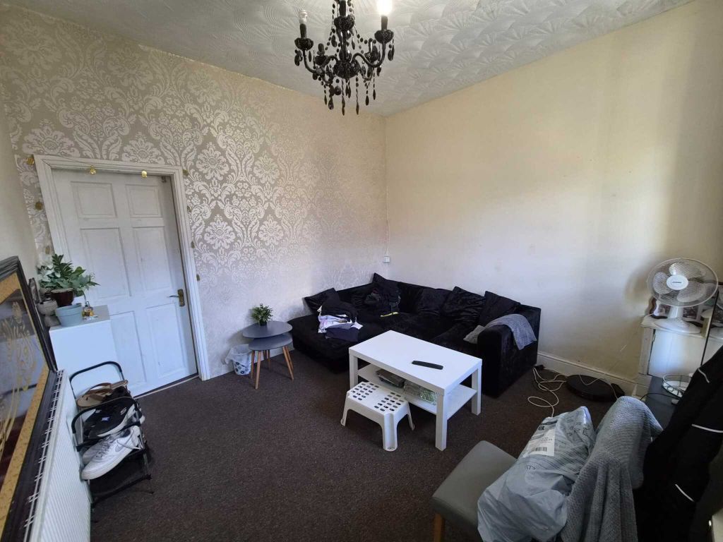 Property photo 2 of 12