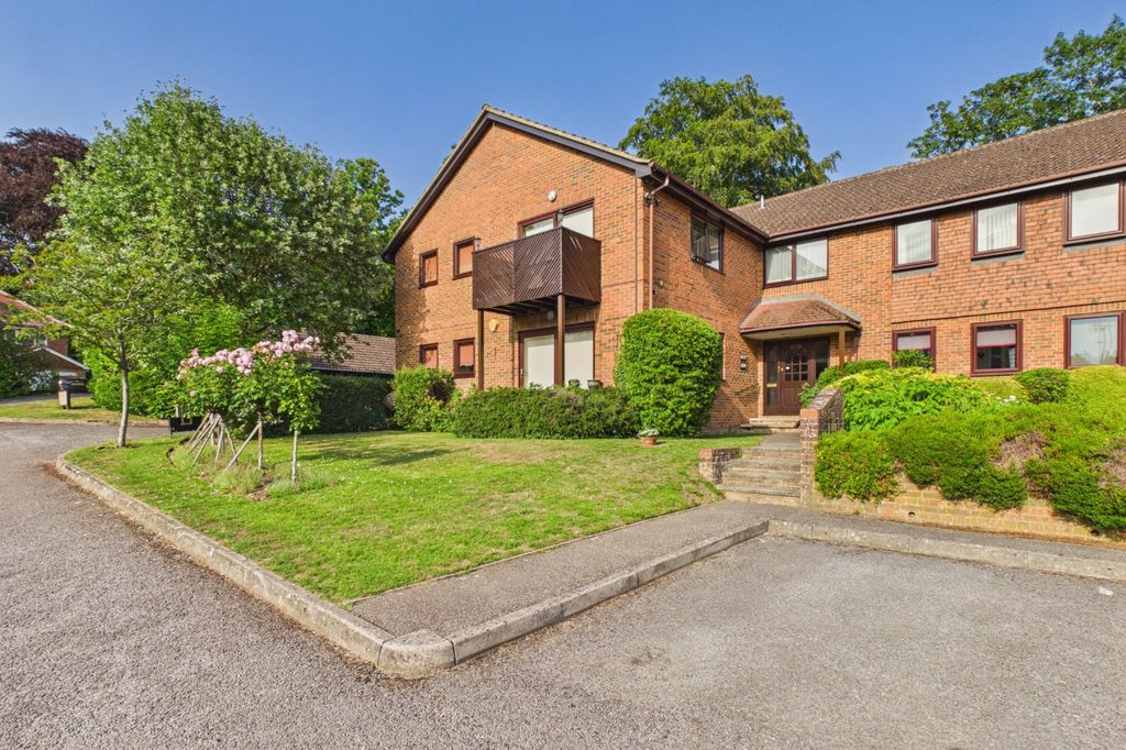 Property photo 1 of 11 Picture No. 15