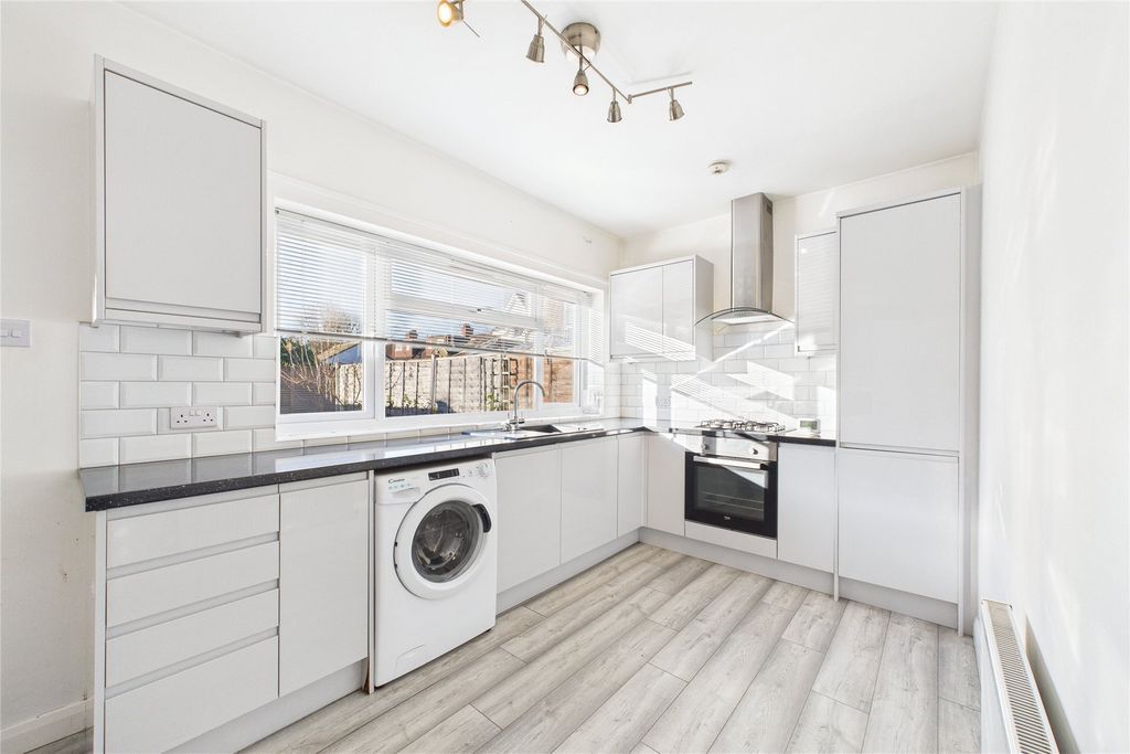 Property photo 1 of 7 Picture No. 13