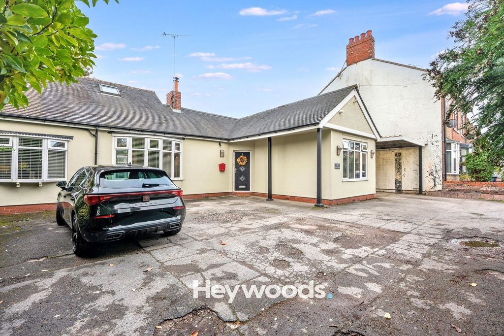 Property photo 1 of 34