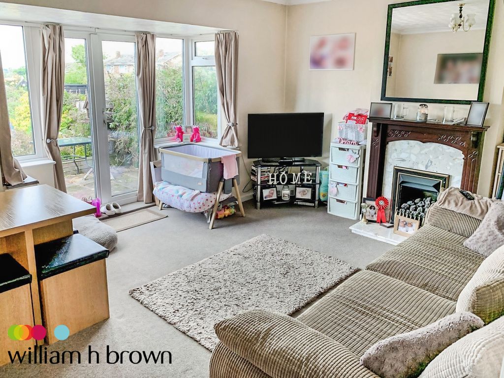 Property photo 3 of 12 Image